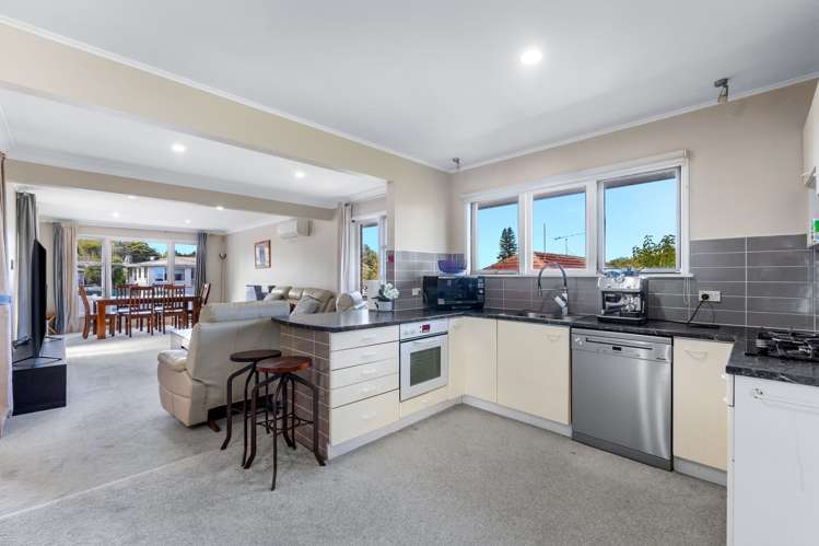 1/10 Stanaway Street Hillcrest_4