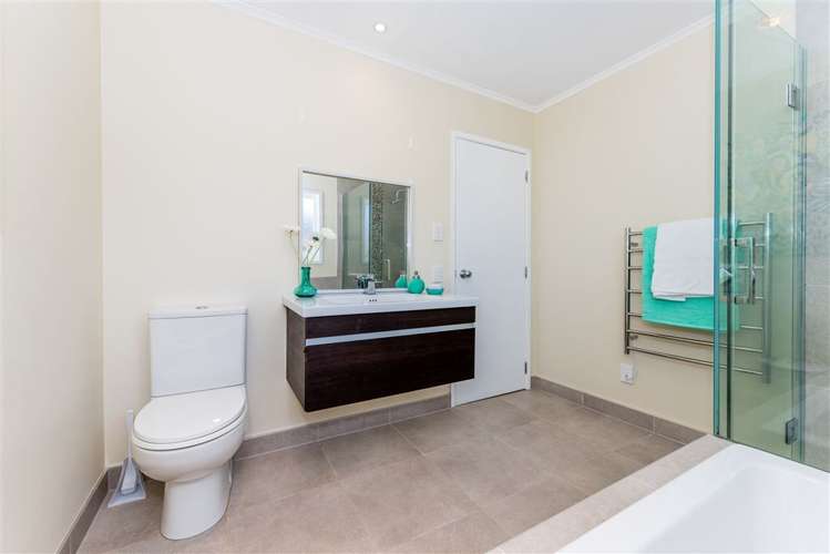 44 Waipani Road Te Atatu Peninsula_8