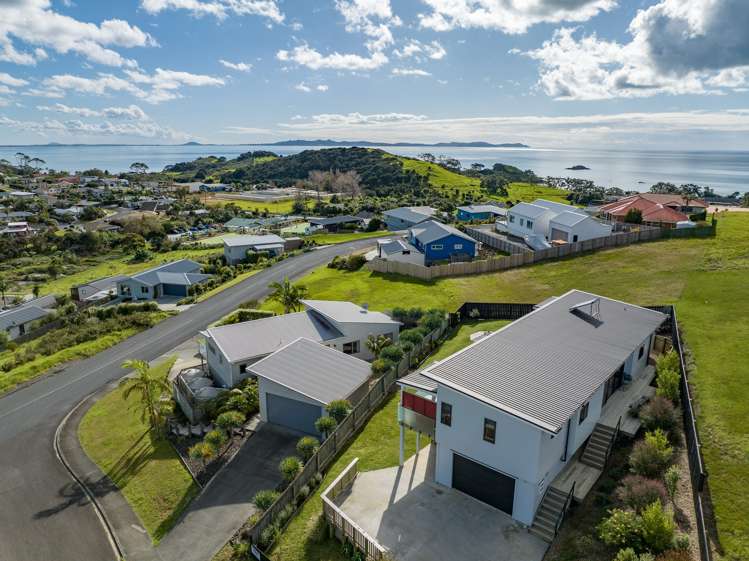 4 Freyja Crescent Coopers Beach_5