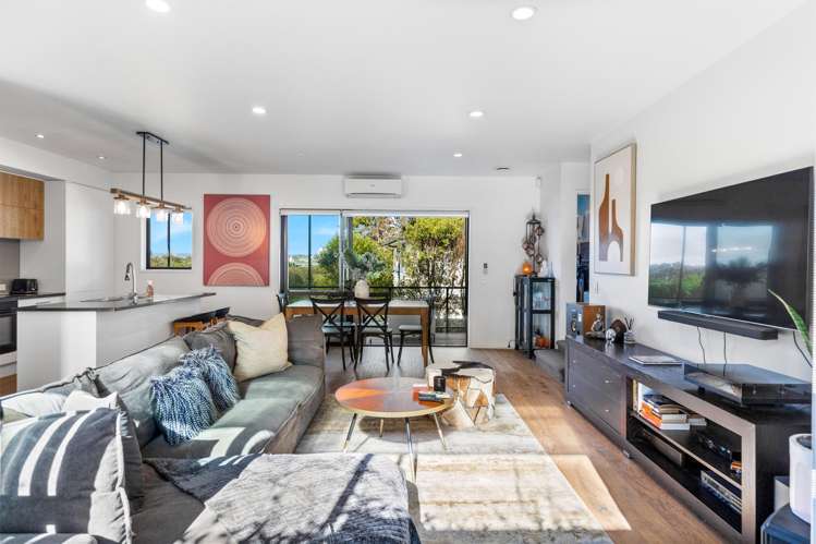 24 Edgerton Road Te Atatu Peninsula_15