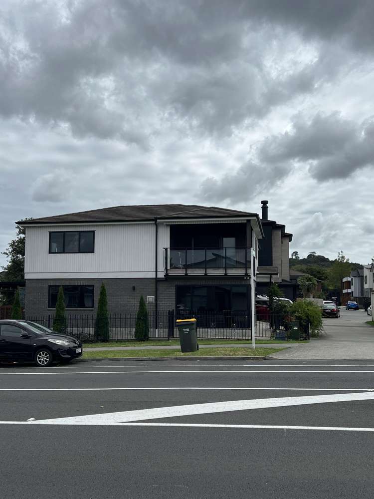 1 Wyon Way Flat Bush_24