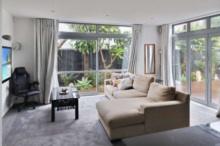 57a Kauri Street Miramar_3