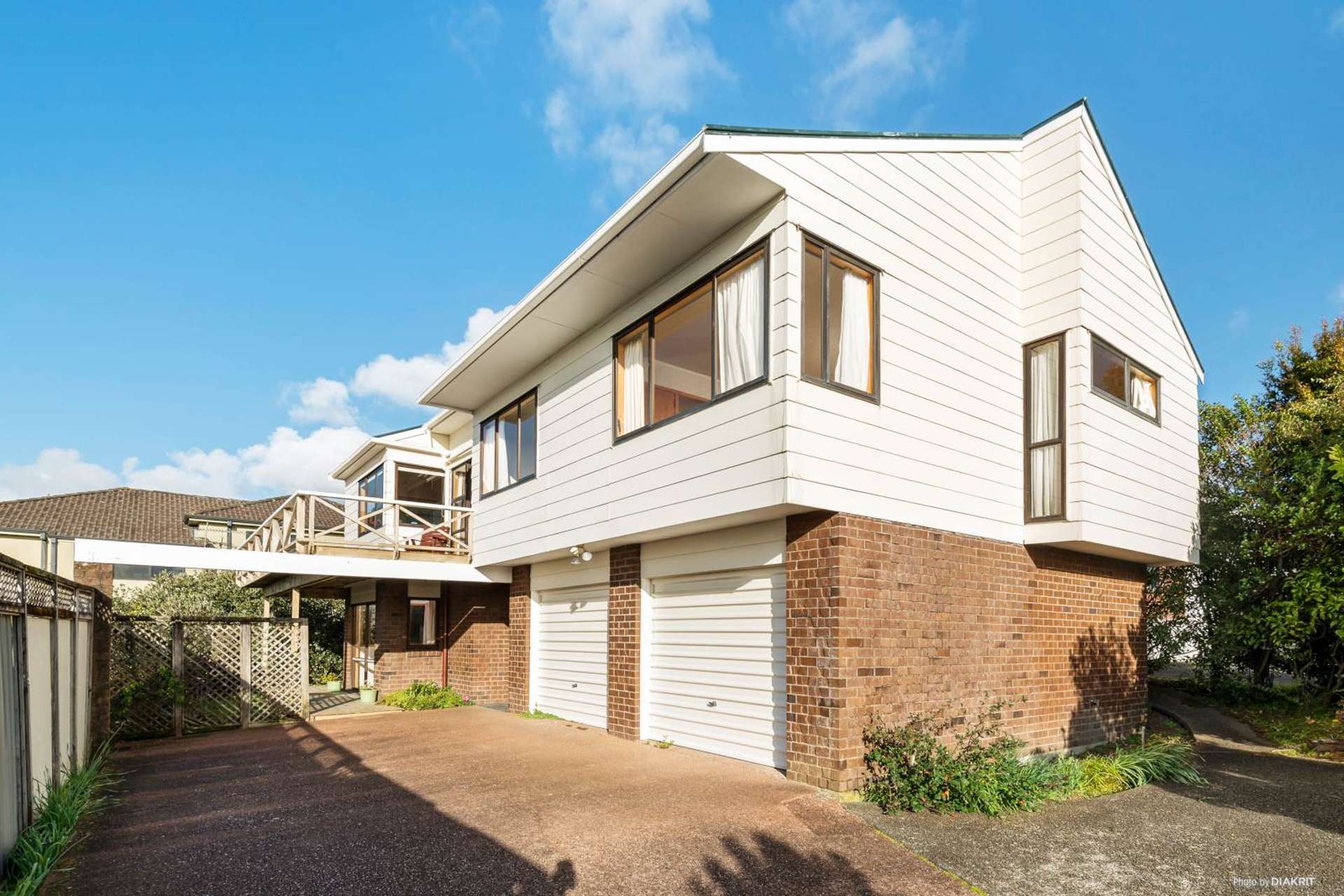 2/231 Glenfield Road Hillcrest_0