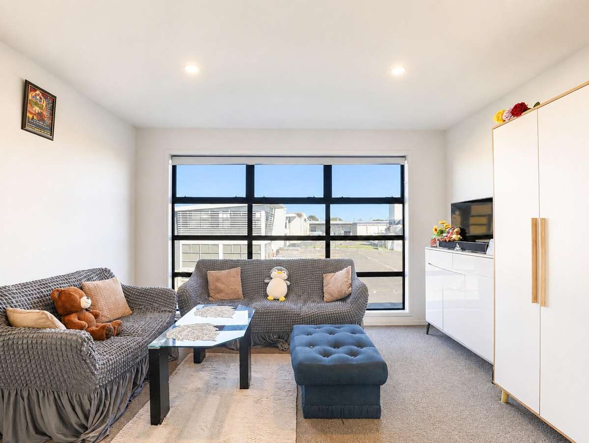 58/17 Owens Place_2