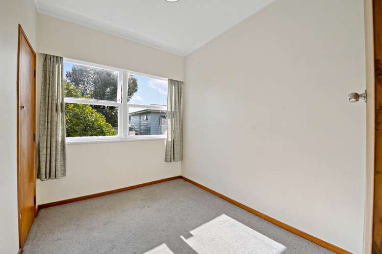 2/25 Woodward Avenue Mangere Bridge_9