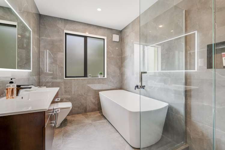 5 Waititiro Rise Stanmore Bay_8