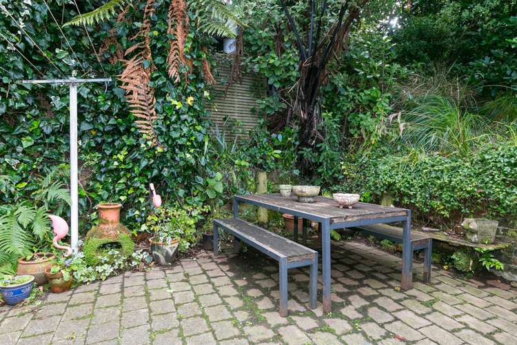 6a Reuben Avenue Brooklyn_6