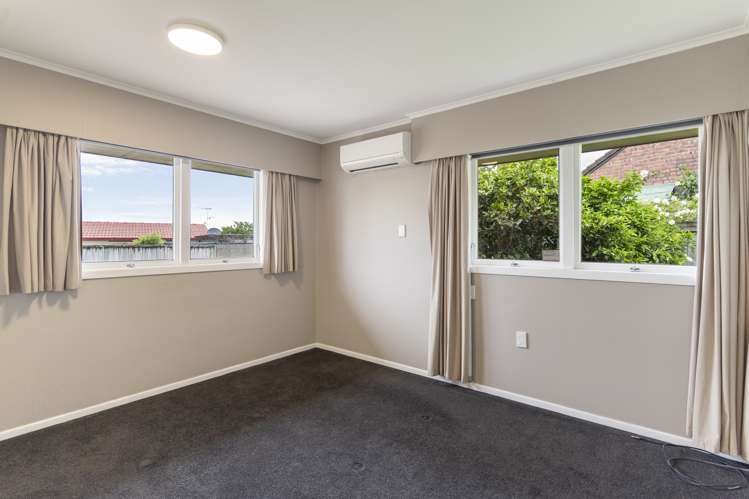 36 Youngs Road Papakura_10