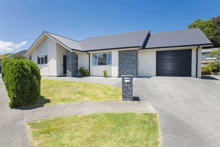 15 Silverstone Place Lytton West_0
