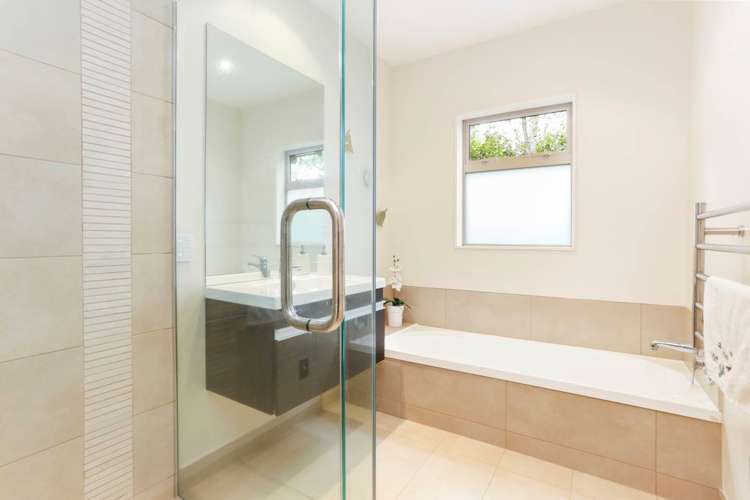 15 Hoani Glade Saint Johns_17