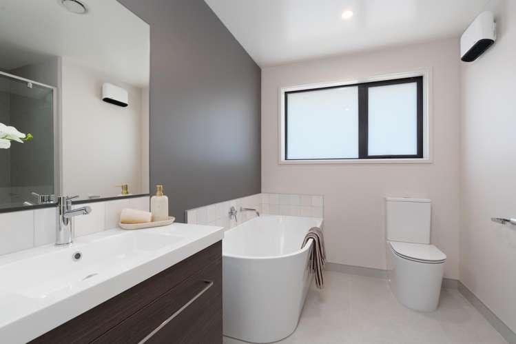 9 Williams Road Lansdowne_16