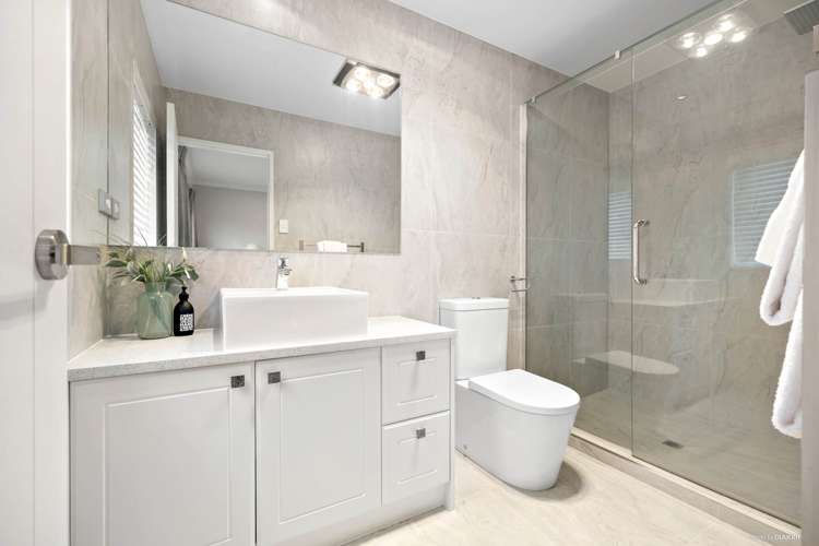 18 Hangahai Road Flat Bush_14