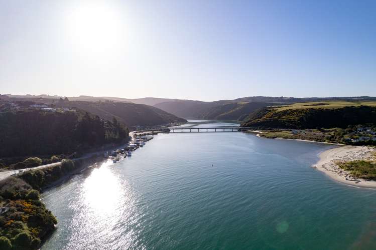 19 Connor Place Taieri Mouth_12