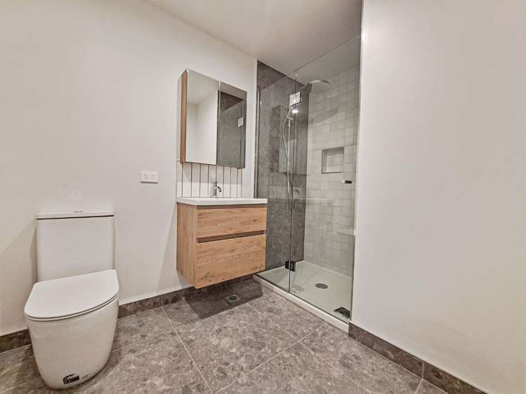 4/16 Sladden Street Naenae_5