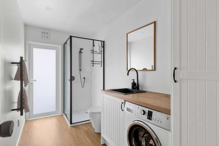 4 Sun Valley Hatfields Beach_14