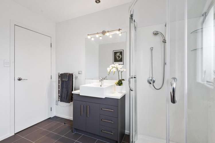 50 Ihimaera Terrace Leamington_16