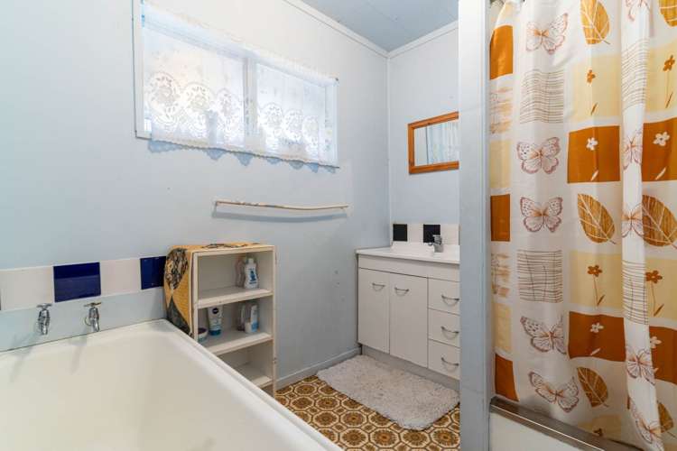 10 Holland Street Pukekohe_11