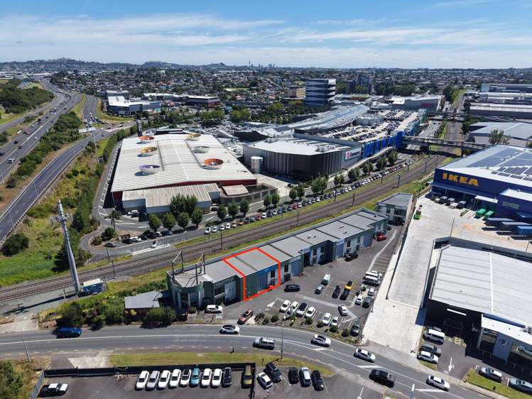 2/4 Clemow Drive Mt Wellington_0