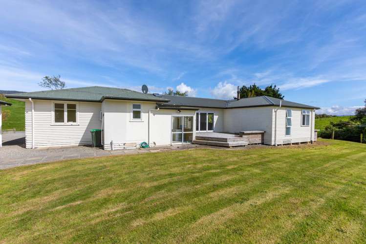 184 South Road No 2 Eketahuna_24