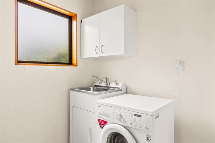 102 Beach Road Te Atatu Peninsula_21