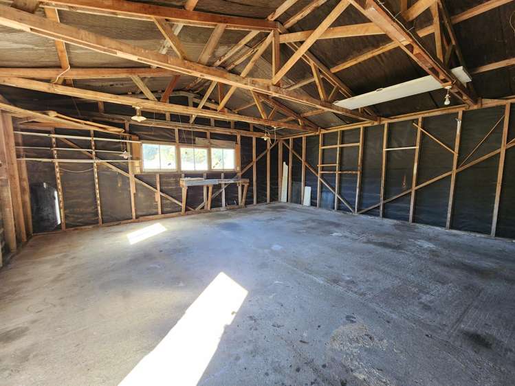 866 State Highway 7 Dobson_11