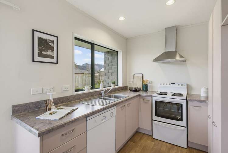 84A & B Makarini Street Paraparaumu_3