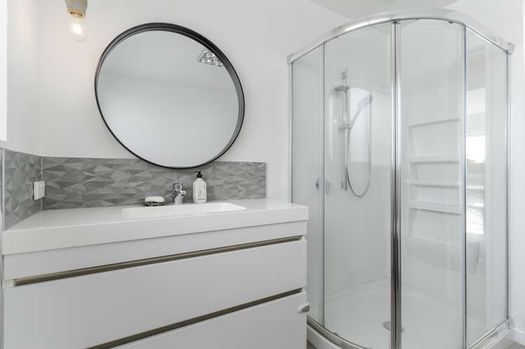 8 Cicada Place Hei Hei_9