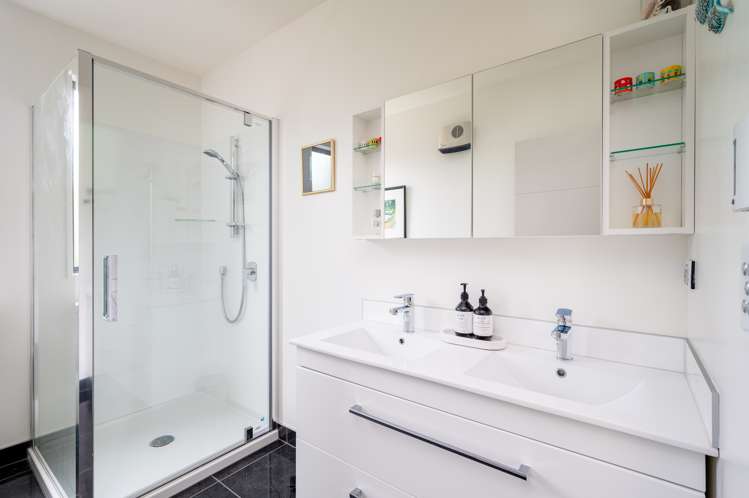 1 Kirimoko Crescent Wanaka_10