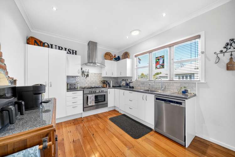 63 Cornwall Street Masterton_11