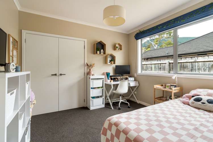 16 Sunningdale Drive Stoke_8