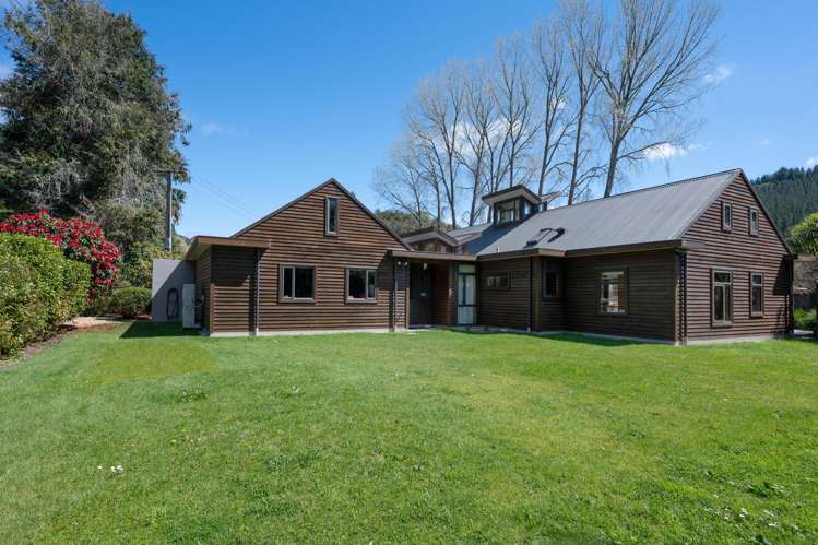 2 Millar Road Lake Okareka_21