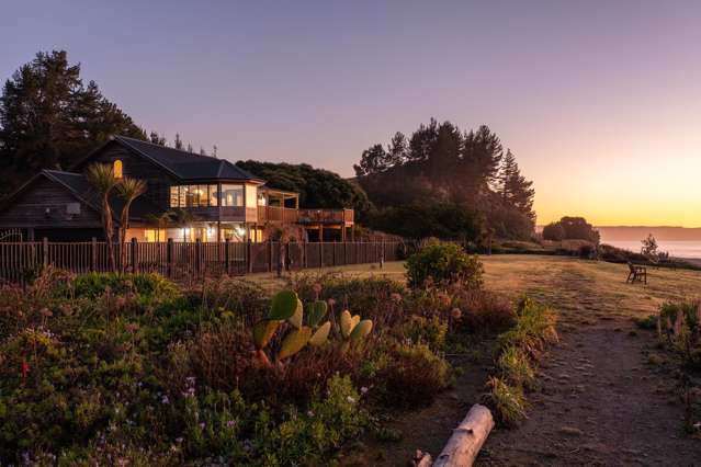 Beachfront beyond compare