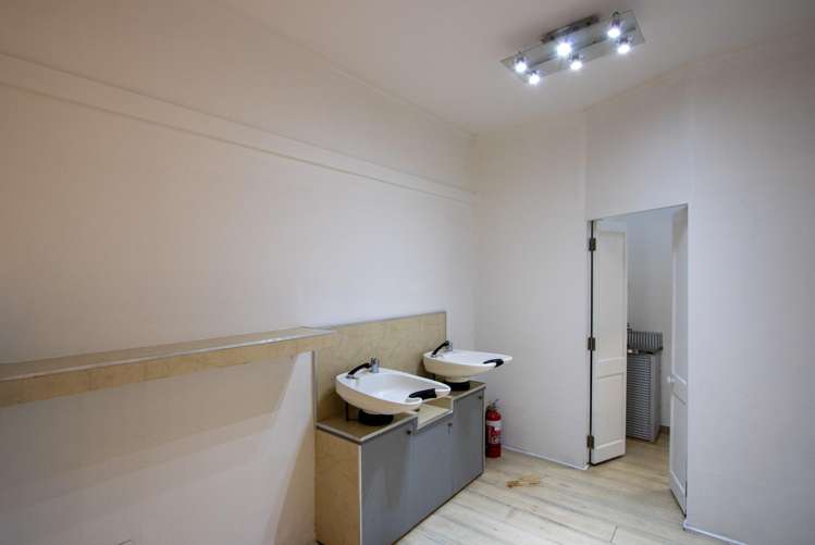 Shop 1/30 Hurstmere Road Takapuna_8