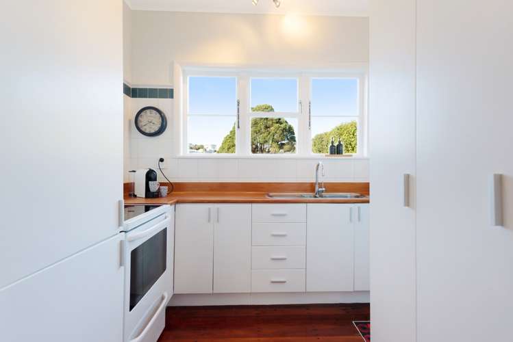 36 Sunshine Avenue Karori_8