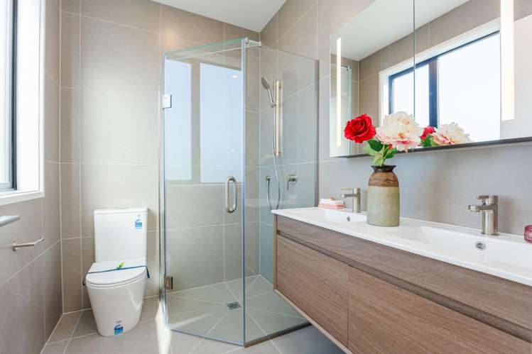 68 Huanui Drive Orewa_12