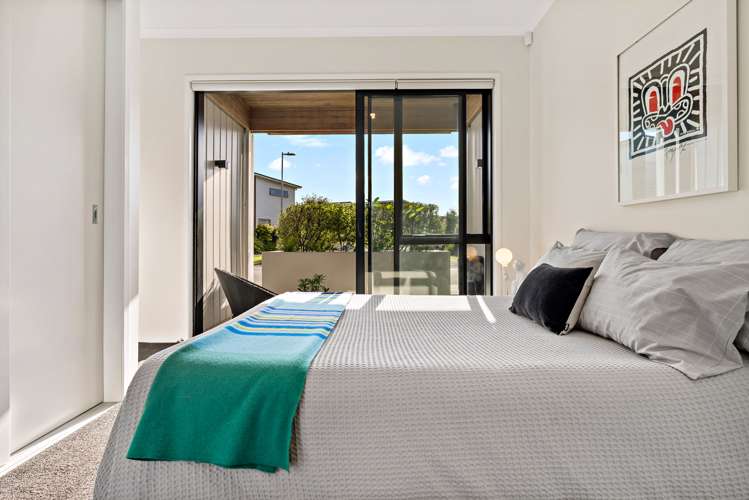 105 Bomb Point Drive Hobsonville_11