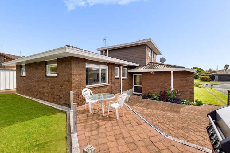 75 Russley Drive Mount Maunganui_11