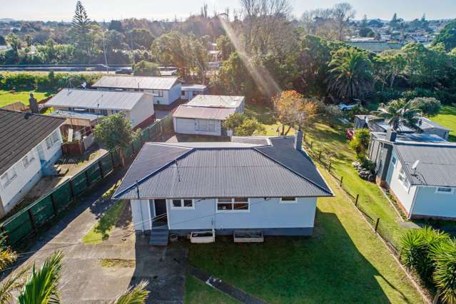 87a Tidal Road Mangere_1