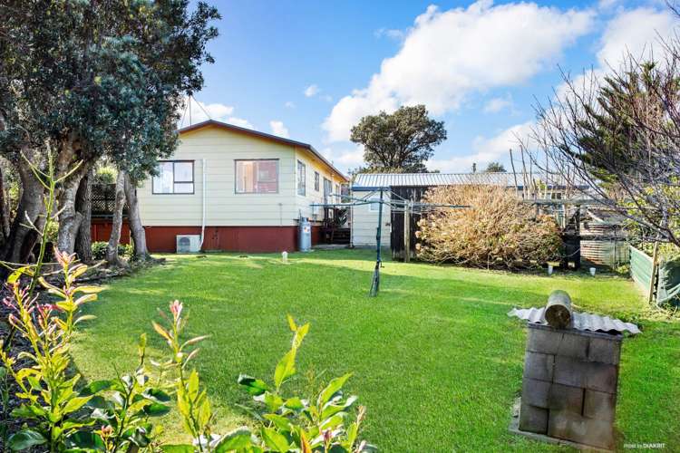 401 Oaia Road Muriwai_15