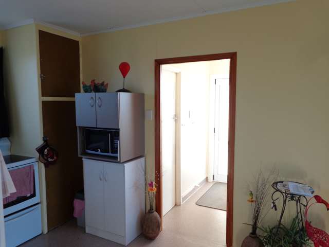 70 Lewin Street Balclutha_4