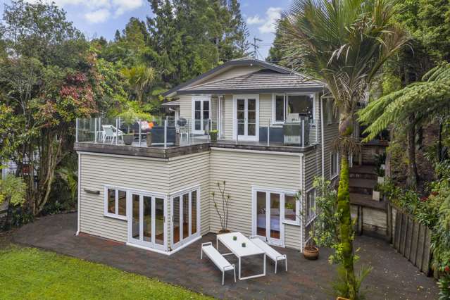 18 Hollywood Avenue Titirangi_1