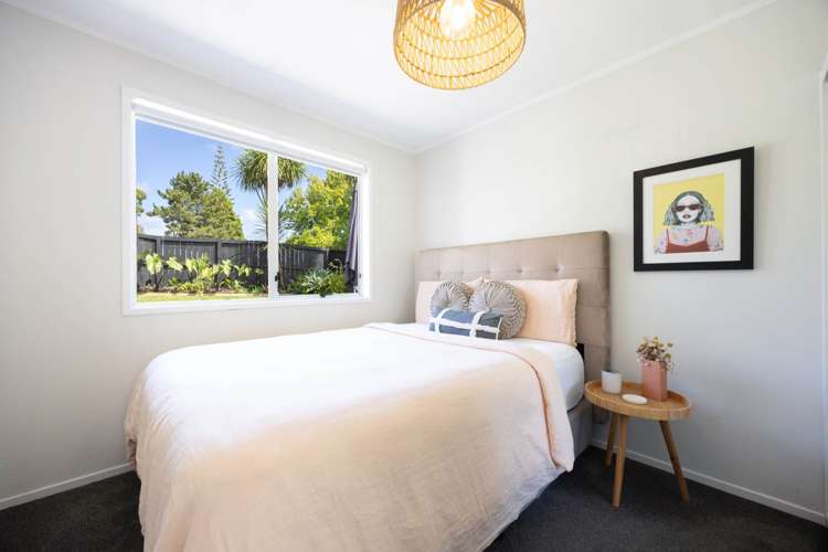 11 Airey Place Torbay_10