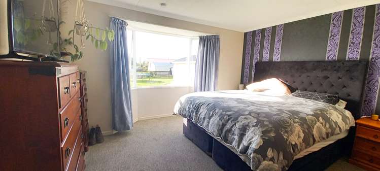 4 Carlyle Street Tuatapere_5