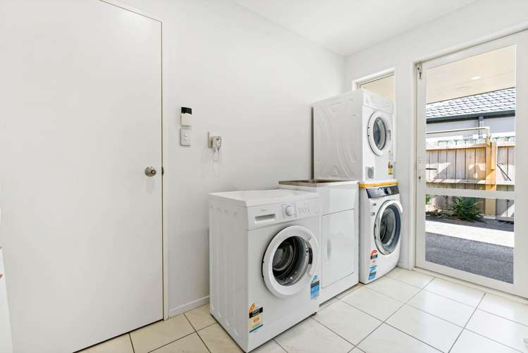 8 Belcoo Crescent East Tamaki_23