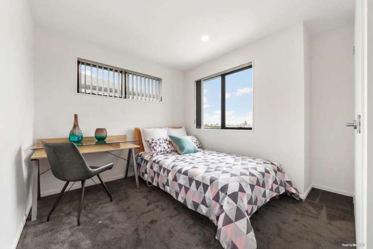 3b De Quincey Terrace Highland Park_13