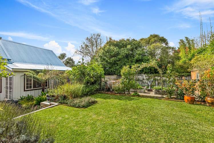 7 Denehurst Drive Waimauku_44