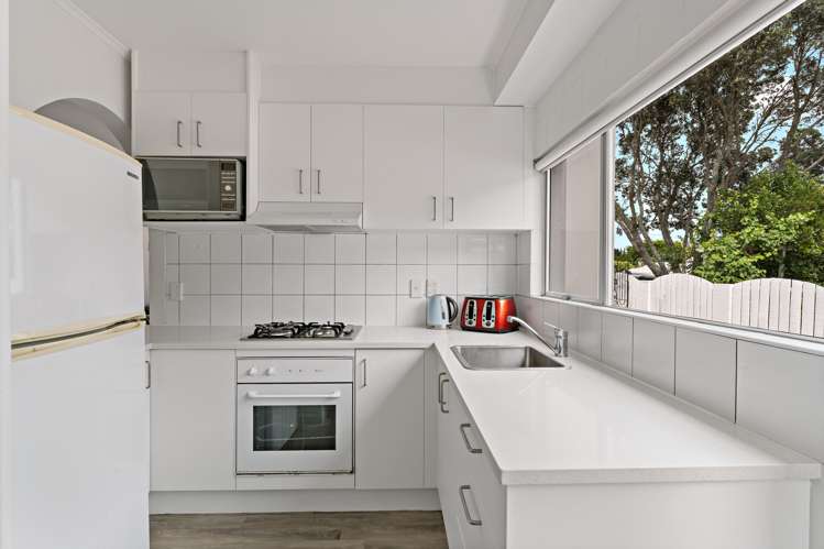 50 Princes Avenue Mount Roskill_21