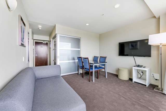 2113/10 Waterloo Quadrant Auckland Central_1