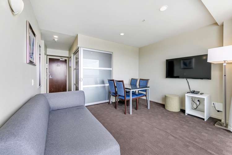 2113/10 Waterloo Quadrant Auckland Central_1