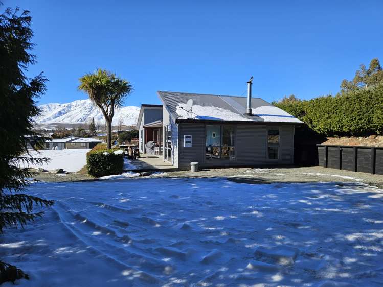 12 O'Neill Place Lake Tekapo_24